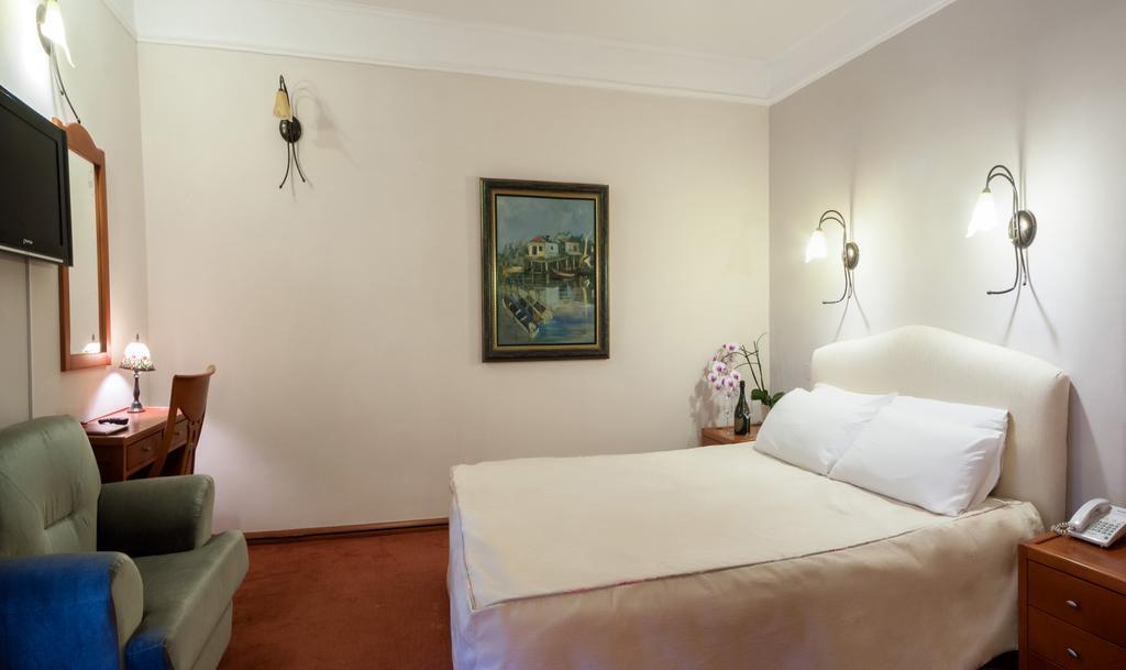 Aleksandar Hotel Vrnjačka Banja Kültér fotó